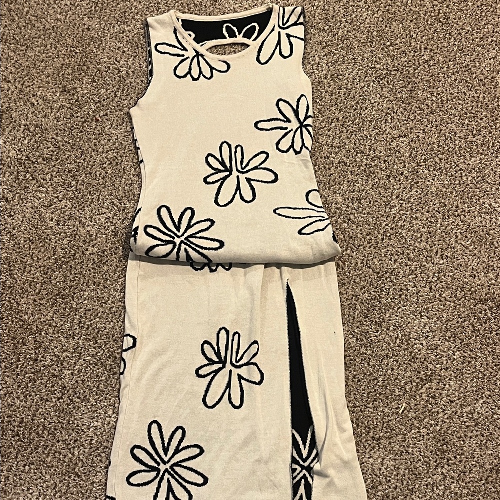 Floral Sleeveless Dress with Slit